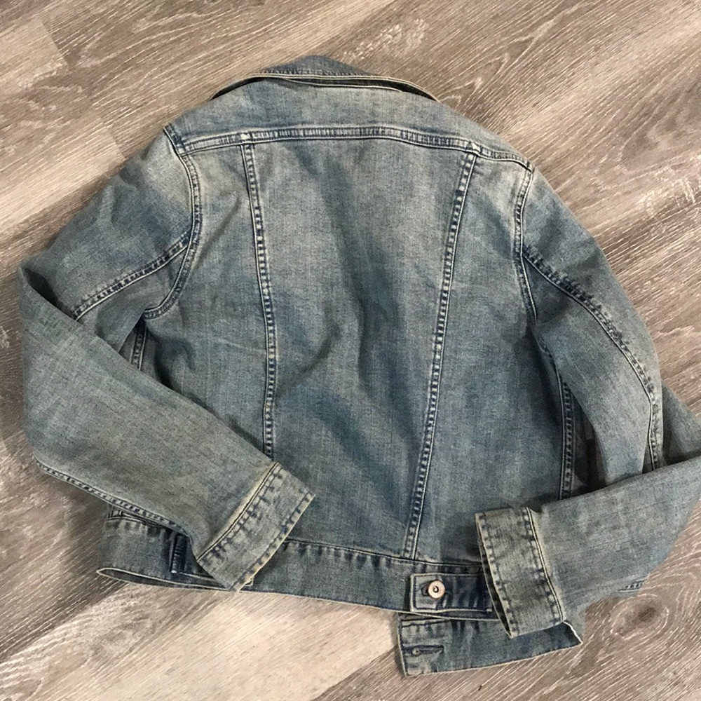 Merona Distressed Denim Jacket Size XSP - Picture 3 of 3